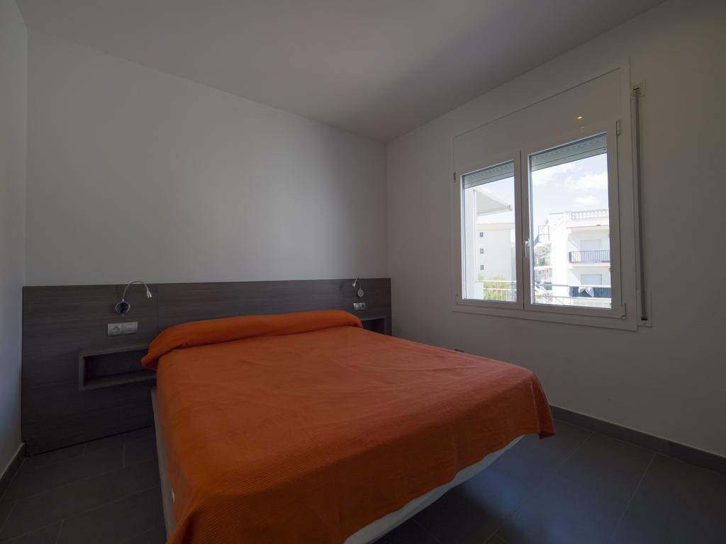 Inmosantos Oasis B8 Apartment Roses Ngoại thất bức ảnh